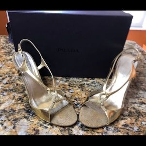 Prada Woven Straw Wedge Sandal sz40.5